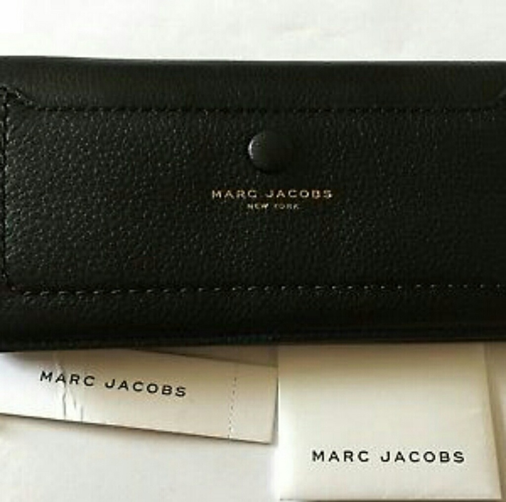 Marc Jacobs Bi-fold wallet